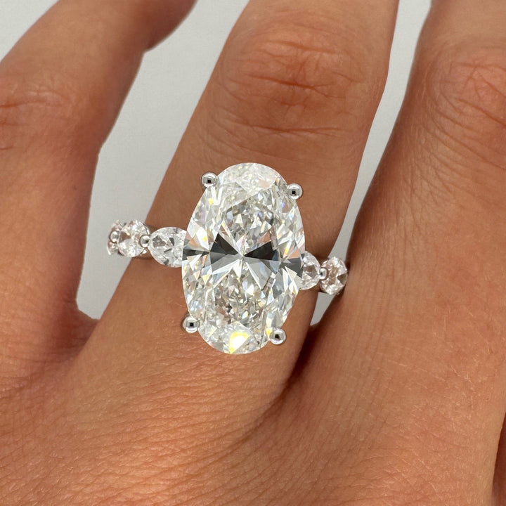 טבעת אירוסי ״דיאנה״ 6.20 קראט טבעי