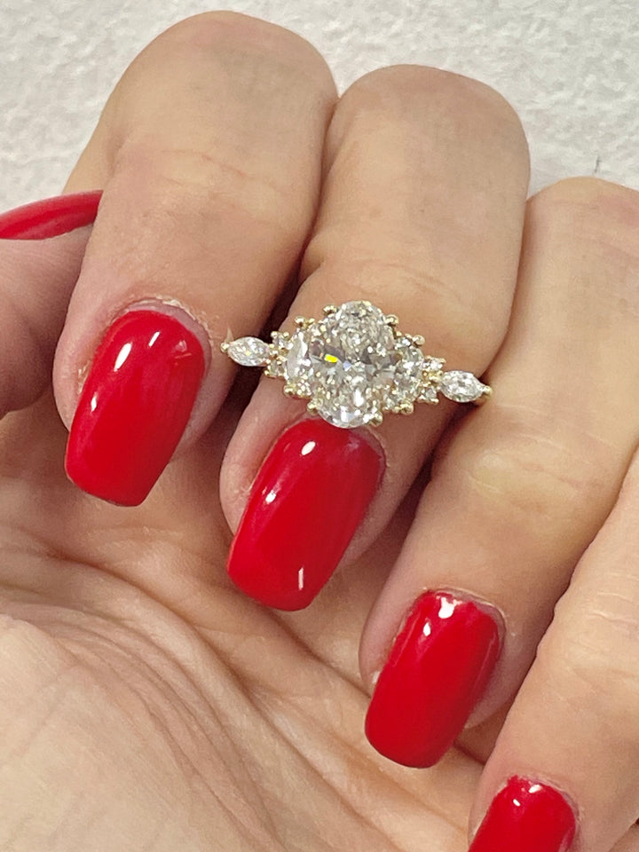 טבעת אירוסין דגם ״הילה״ 2.50 קראט טבעי