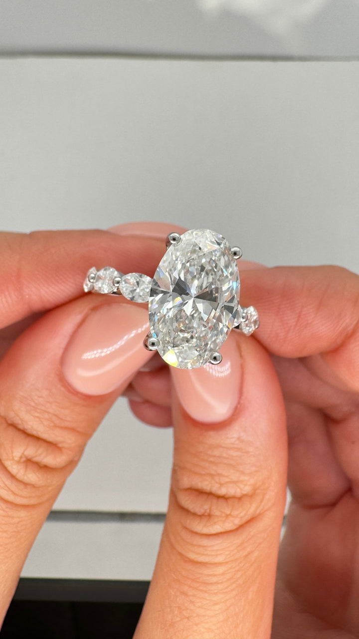 טבעת אירוסין ״קים״ 6.20 קראט מעבדה cvd