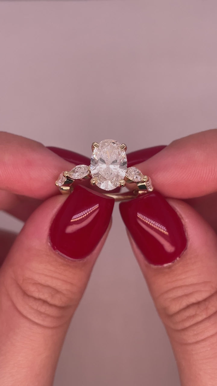 טבעת אירוסין דגם היילי 3.20 קראט מעבדה cvd