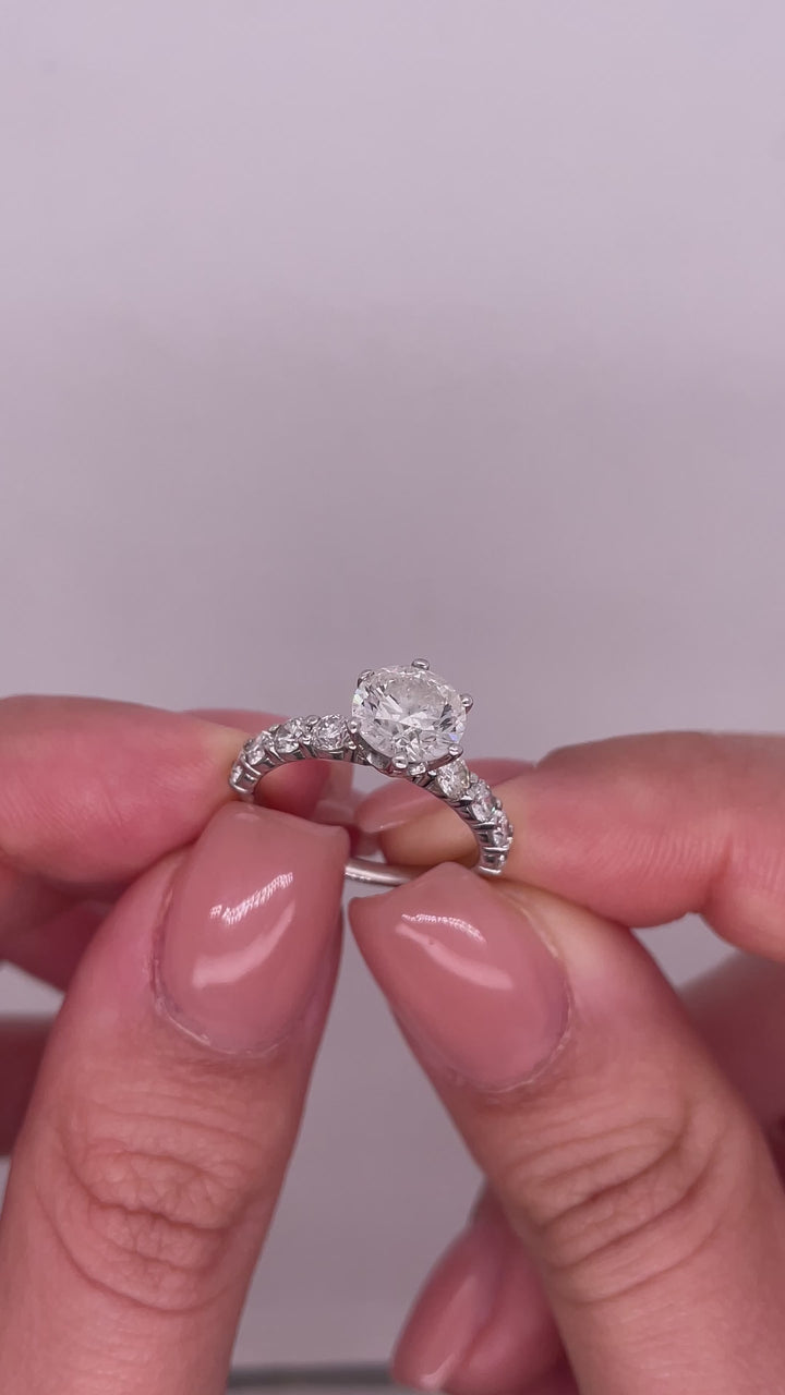 טבעת דגם  ״דיאנה״ 2 קראט יהלומים מעבדה cvd