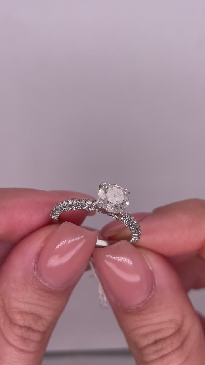 טבעת אירוסין 3 שורות 1.75 קראט טבעי