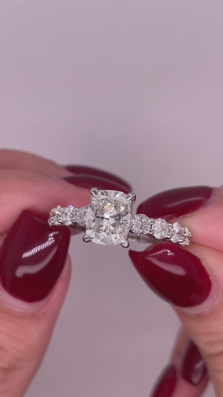 טבעת אירוסין דגם ״סבן״  1.30 קראט טבעי